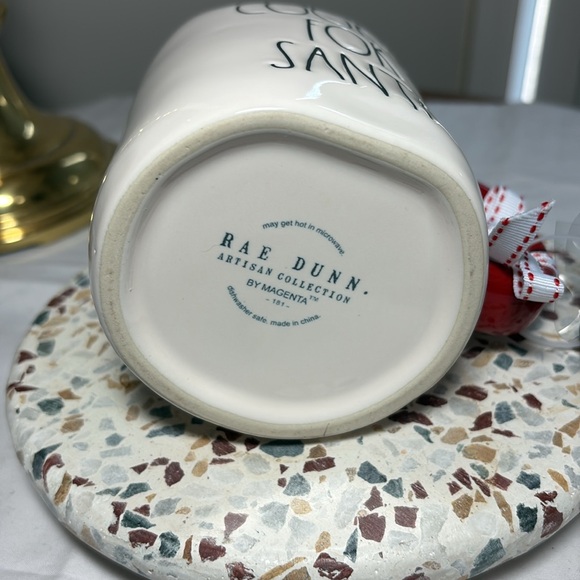 Rae Dunn Cookies for Santa coffee/tea/ cocoa mug with cookie cutter - Picture 6 of 6